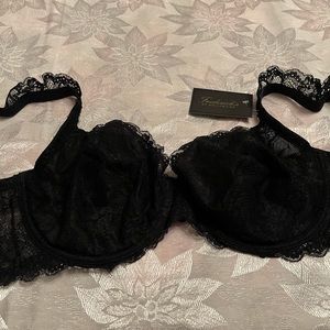 🌺BRAND NEW🌺 FREDERICKS UNDERWIRE NOT PADDED BLACK LACE BRA!